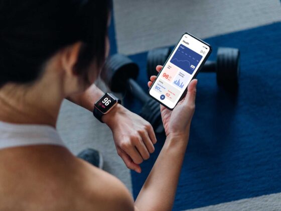 Real-World Apps Powering the Wearable Fitness Revolution in 2025