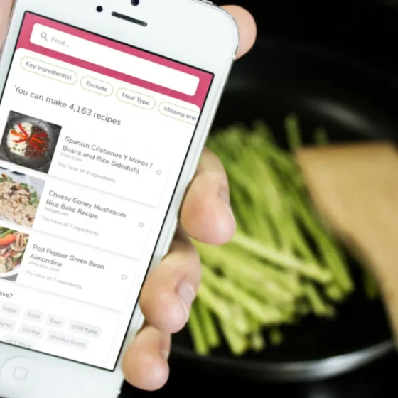 Cooking with the Seasons: 5 Real Apps That Bring Local Ingredients to Your Plate