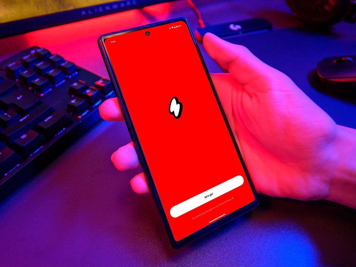 Ten Ten: The Walkie-Talkie App Gen Z Is Obsessed With